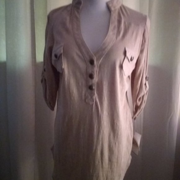 TOP - Picture 1 of 5